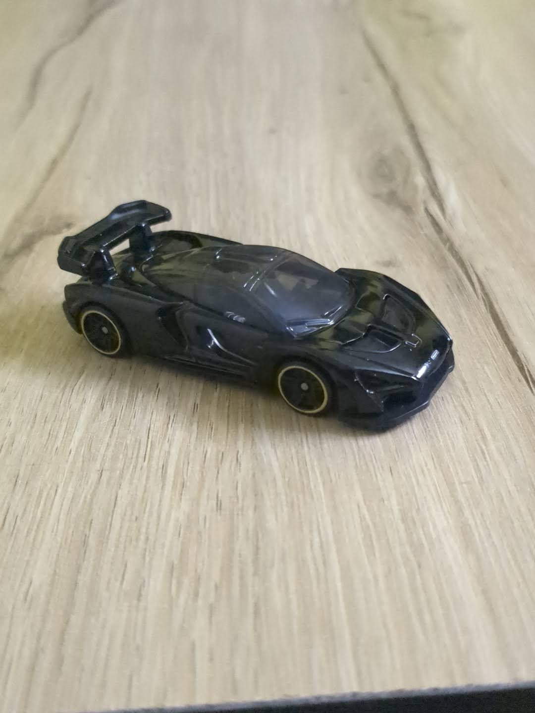 Mclaren Senna