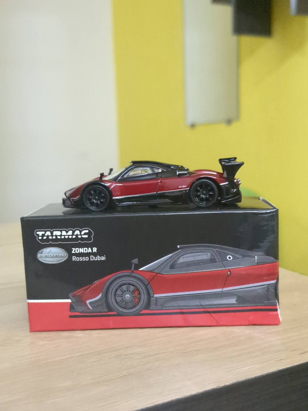Pagani Zonda R